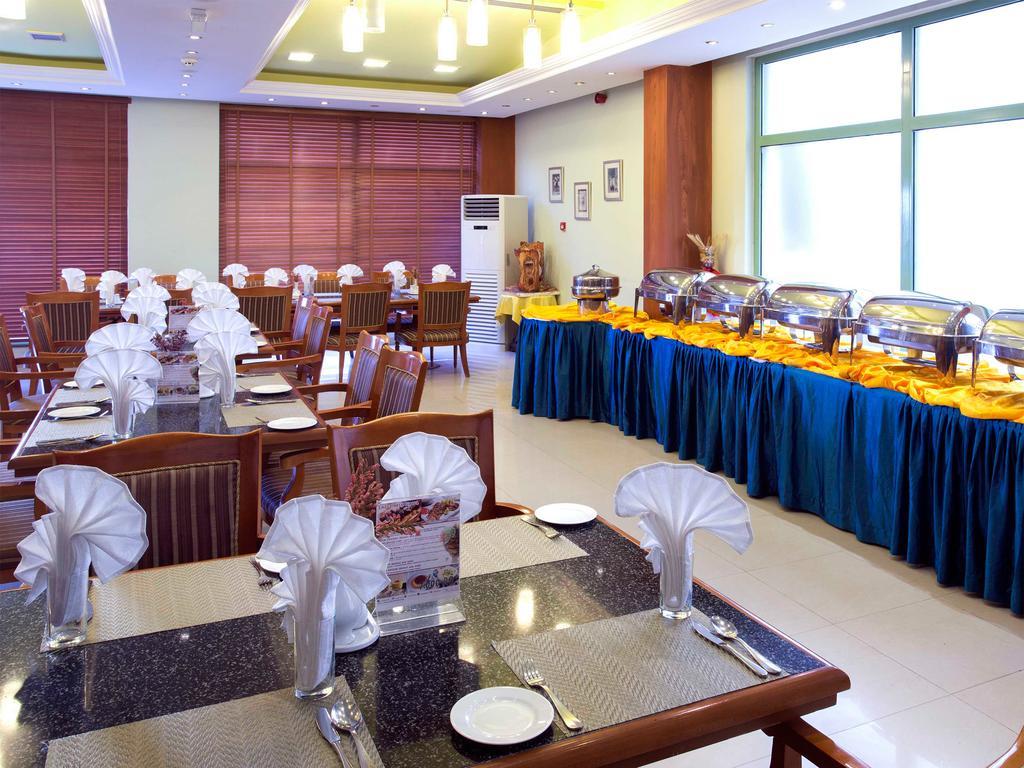 Safeer Plaza Hotel Mascate Exterior foto