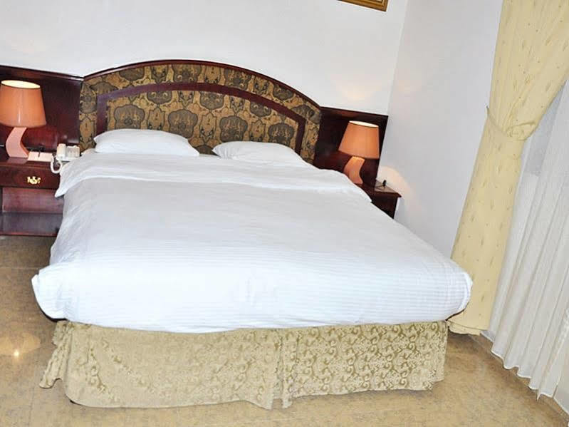 Safeer Plaza Hotel Mascate Exterior foto